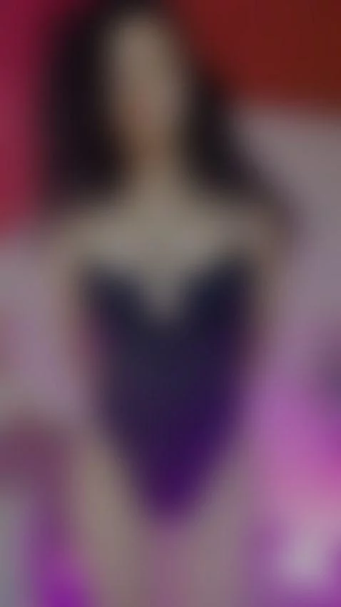 ONLINE NOW ! by curli-moniq