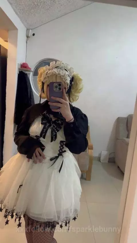 Im your dolly ₊✩‧₊˚౨ৎ˚₊✩‧₊ by sparklebunny