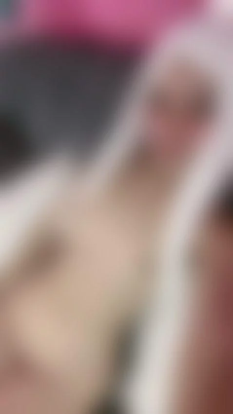 Come and enjoy my body 🥵 by mollycrystals