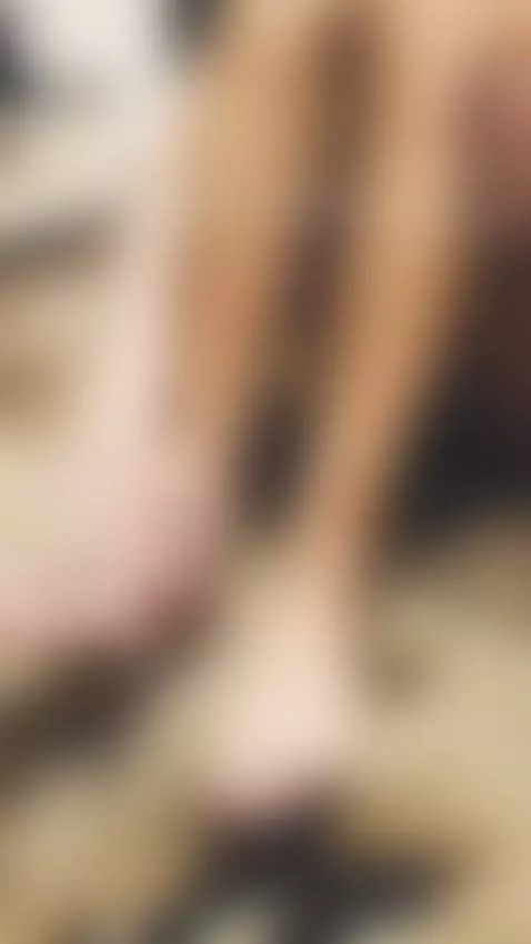 Daddy, will you stroke my legs with your dick ?🔥 Want to cha... by rundalya