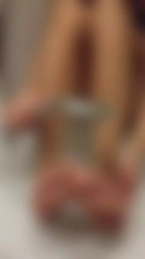 Daddy, does it turn you on to watch me wash my feet ?⚡ Link'... by rundalya