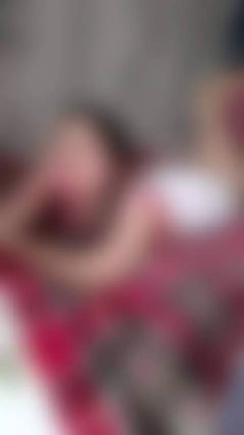 Daydreaming of sandy shores and salty waves 🏖️ Who needs a c... by rundalya