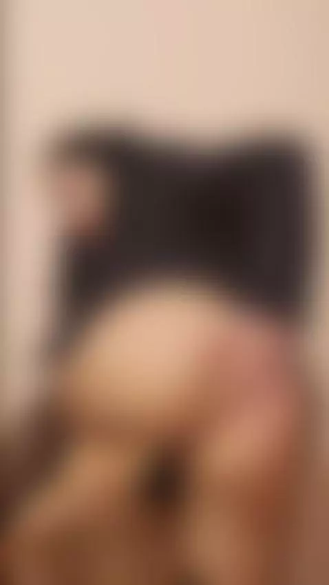 Do you want to see what's under my skirt and enjoy my holes? by rundalya