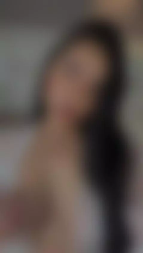 teen18+, latina, naked by lissagomez