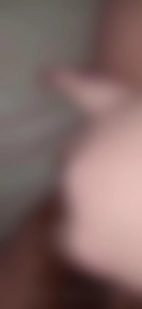 My girlfriend gets so wet when she sees a big dick by juni413