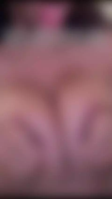 I´m live on cam right now🔥💦 by emmamiler