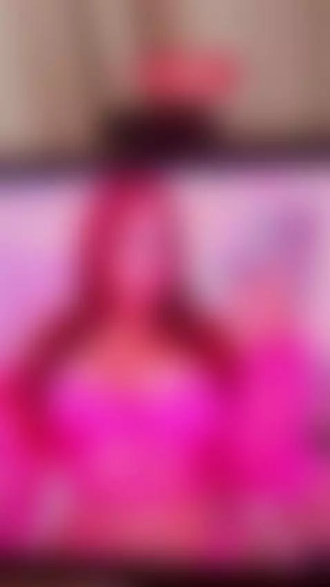 On line by miaxthaylor