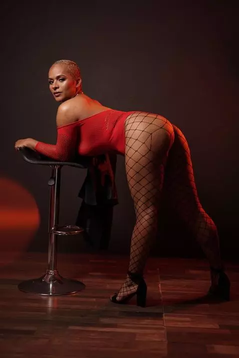 Inserting it into the little one 😈🍆🔥😏 by dinalarsonn