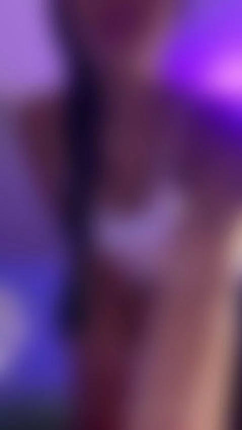 I'm online now! we're going to enjoy by salomevillaa