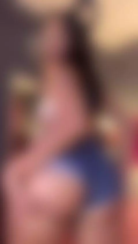 FOLLOWME by salomevillaa