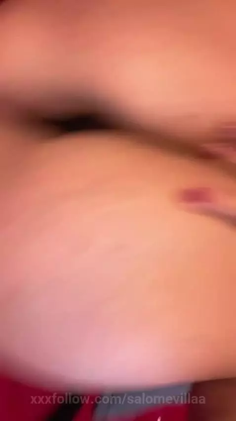 ESCRIBAME QUE GUSTARIA HACERME SI ME VES ASI? by salomevillaa