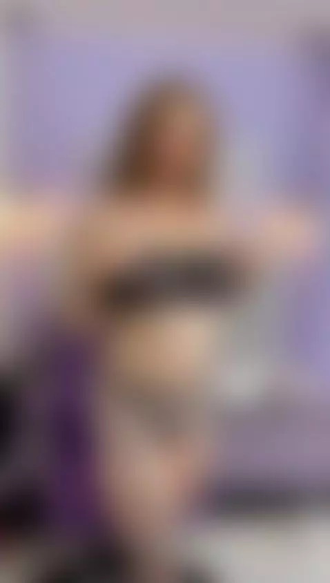 LET'S MAKE A MESS TOGETHER AND MAKE ME SQUIRT UNCONTROLABLE by laura-grace