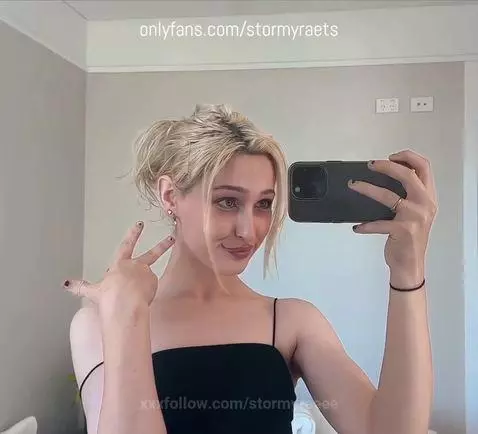 These gym shorts aren't for working out 😉 by stormyraeee