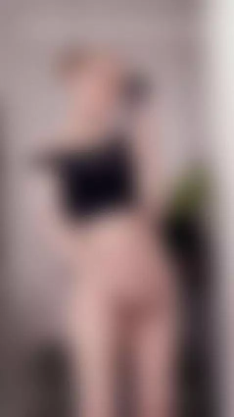 Do you like girl dick? :3 by stormyraeee