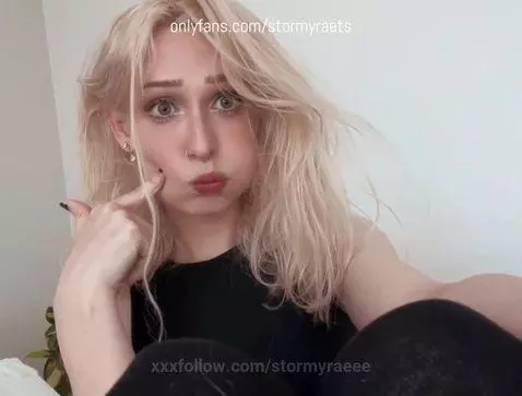 Am I your type? 🥺❤️ by stormyraeee