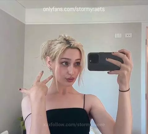 These gym shorts aren't for working out 😉 by stormyraeee