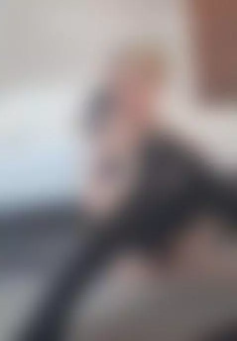 Any girlcock enjoyers? 😘 by stormyraeee