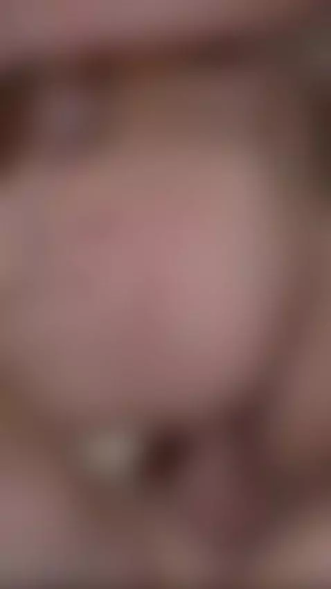 El extranjero me explota el coño con su vergota dura como me... by danieelagomezdg2