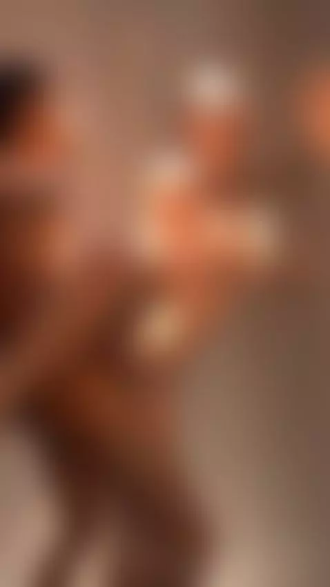 Muy delicioso follar en la ducha con Thiago el vergon 🍑💦 by danieelagomezdg2