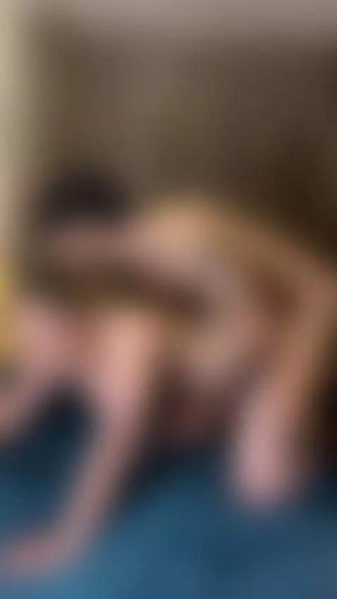 Sacandole la leche con mi coño apretado 🍆🍑💦 by danieelagomezdg2