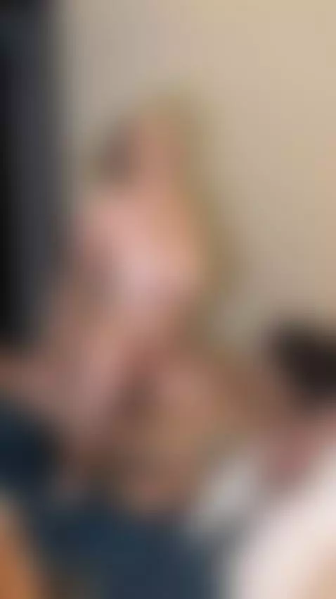 Haciendo rebotar mis tetas mientras me la meten 😈🍆 by danieelagomezdg2