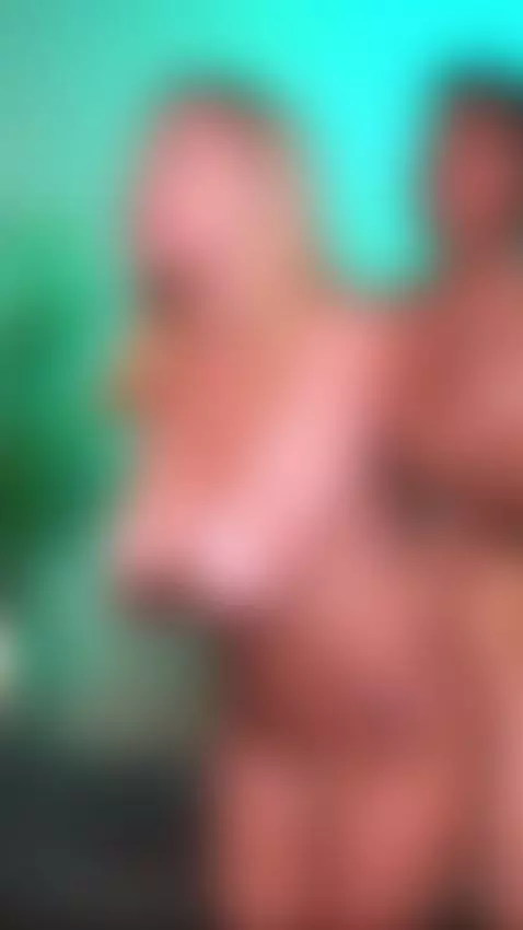 Me folla hasta el fondo, mi coño etsaba muy mojado 💋😈 by danieelagomezdg2