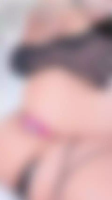 Hot girl here!! by jessy-evanss