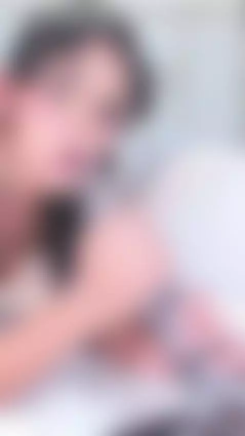 Hot girl here!! by jessy-evanss