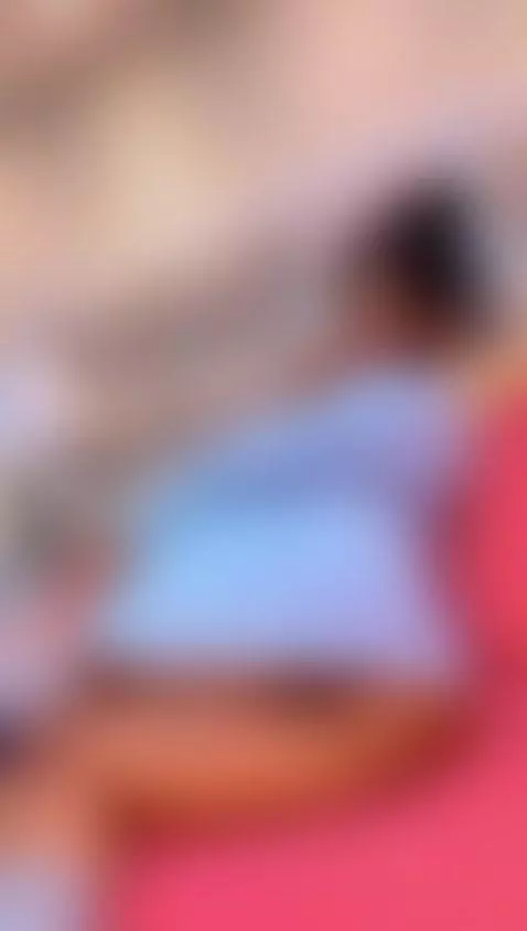 hot brunette by jennaamartiny