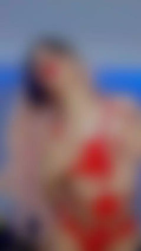 Love, you like girls with surprises like mine🍆 by katykennex