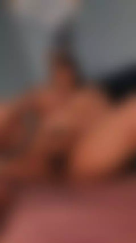 Come closer… I’ll show you what no one touches.
🫣👆🫦 by karmilla-rosse