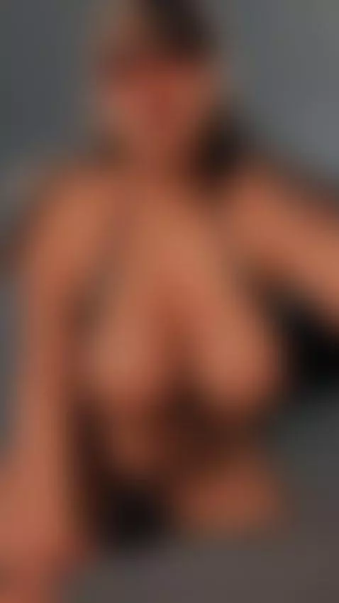 Swallow every inch… I’m waiting. 💦 by karmilla-rosse