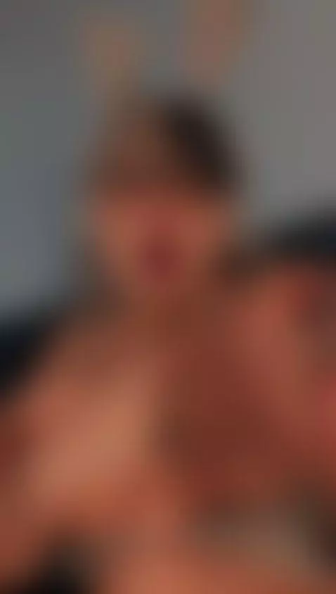 Come here suck my nipples baby.👅🤤 by karmilla-rosse