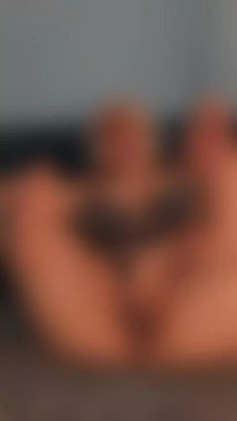 Put your cock in my pussy hard and fast.🍑🍆 by karmilla-rosse