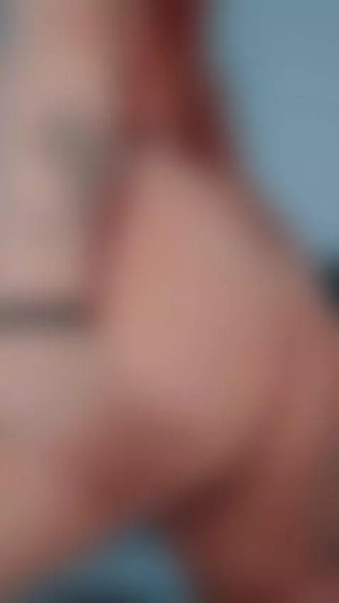 DO YOU LIKE WHAT YOU SEE? by karmilla-rosse