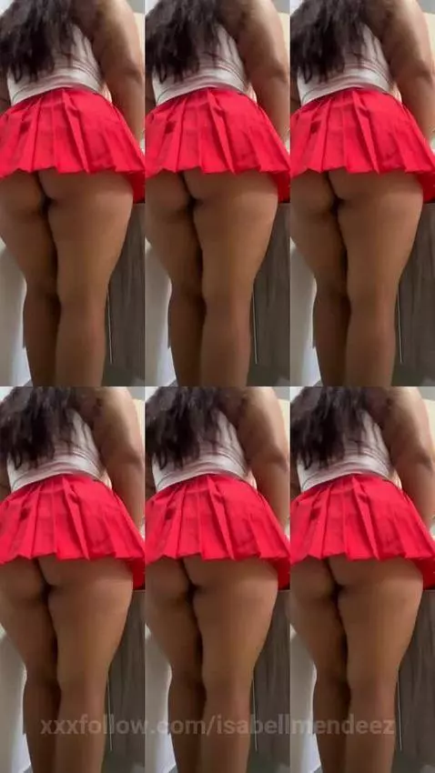 Sexy girl in skirt🥵 by isabellmendeez