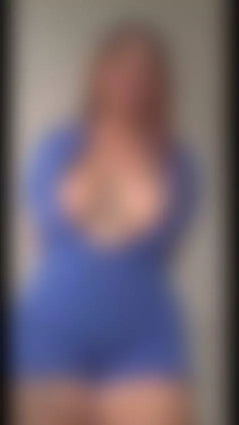 Your sexy girl in blue💦 by isabellmendeez