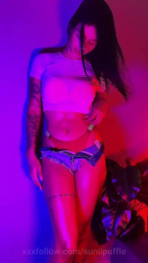 shhh oil in my body 🫦 by suniipuffle