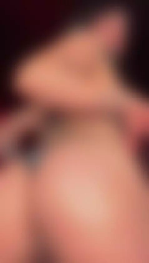 Ive been a bad girl, I need some spanking 😈🤭 by ameliebonnet