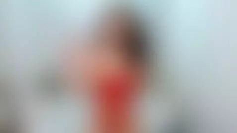 now online, I'm waiting for you by angela-elfie