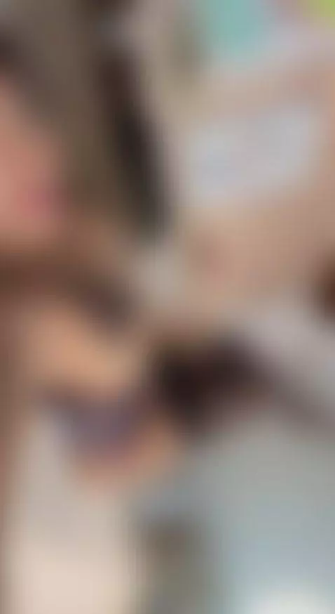 Walk my body slowly 😏🍒 by izzywild