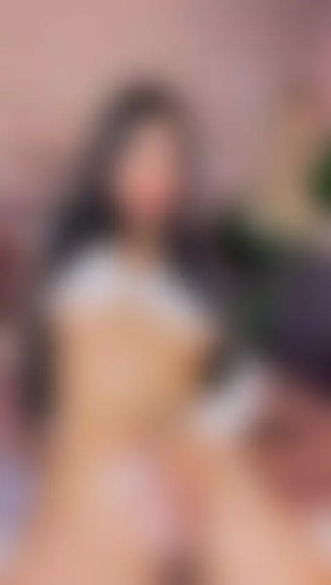 Teasing body🔥👅 by izzywild