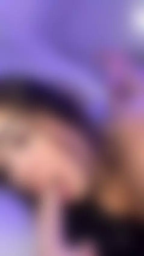 sexy girl by shanon-hughes