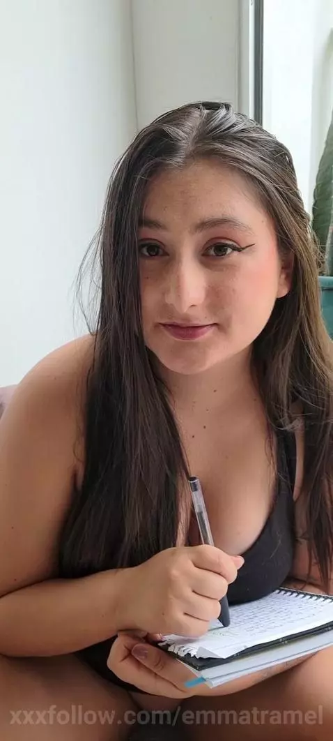 A hot sexology ... can I help you? 😈💯😍 by emmatramel