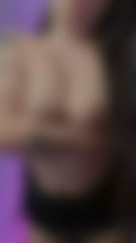 Come closer, my skin wants to tell you secrets. 🔥💫 by emmatramel