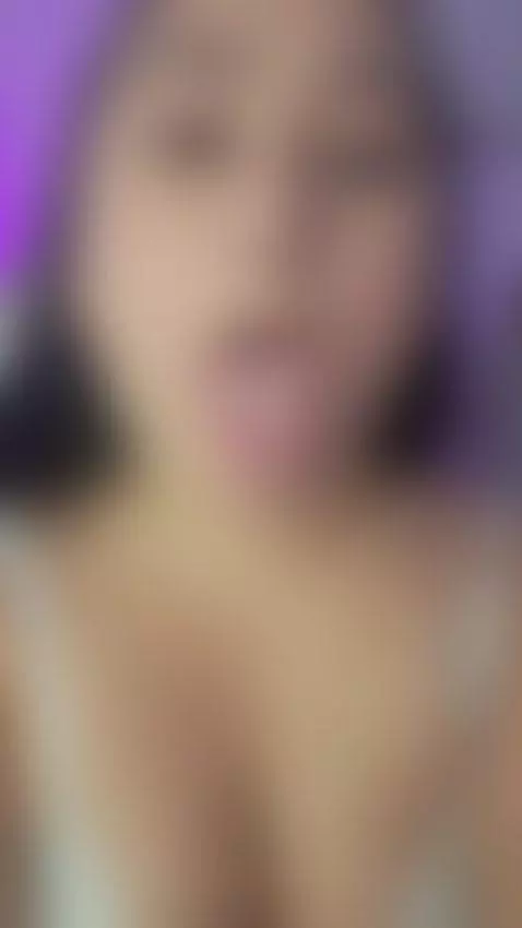 Imagine my lips… and you’ll understand why you can’t forget ... by emmatramel