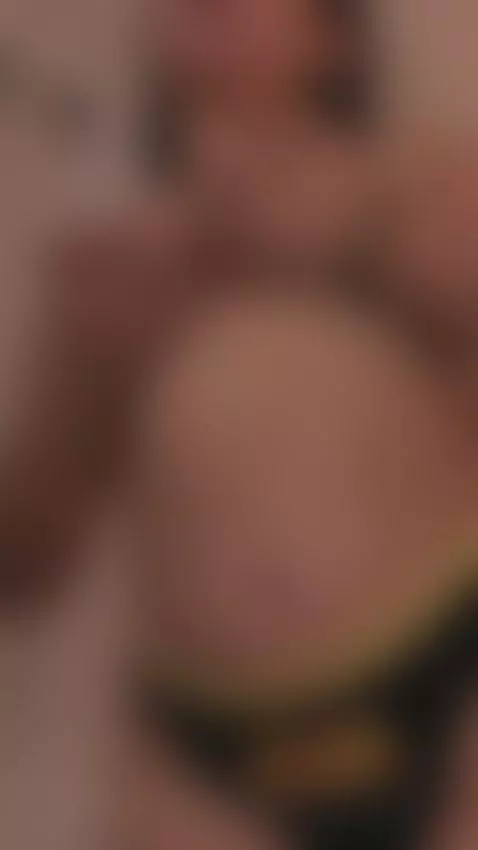 Sensual, I wait for you in my room by emmatramel