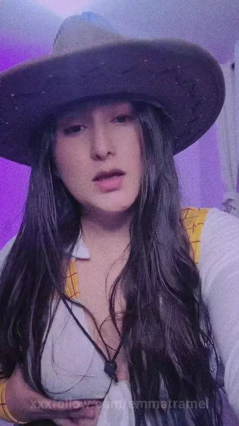 I wait for you in stripchat by emmatramel