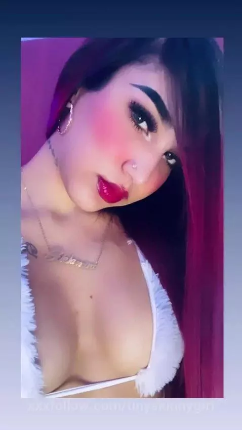 would you like to try a tight pussy? 😏😈🔥 by tinyskinnygirl