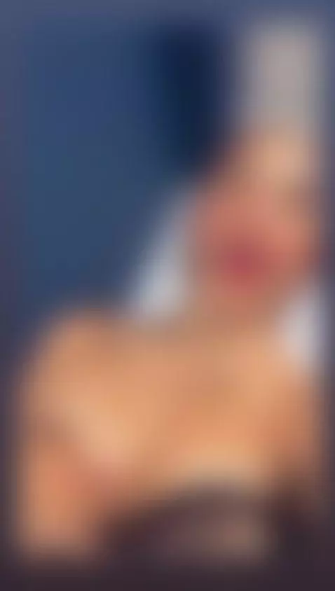 Would you like to play with my my tits? 🍒😏😈 by tinyskinnygirl